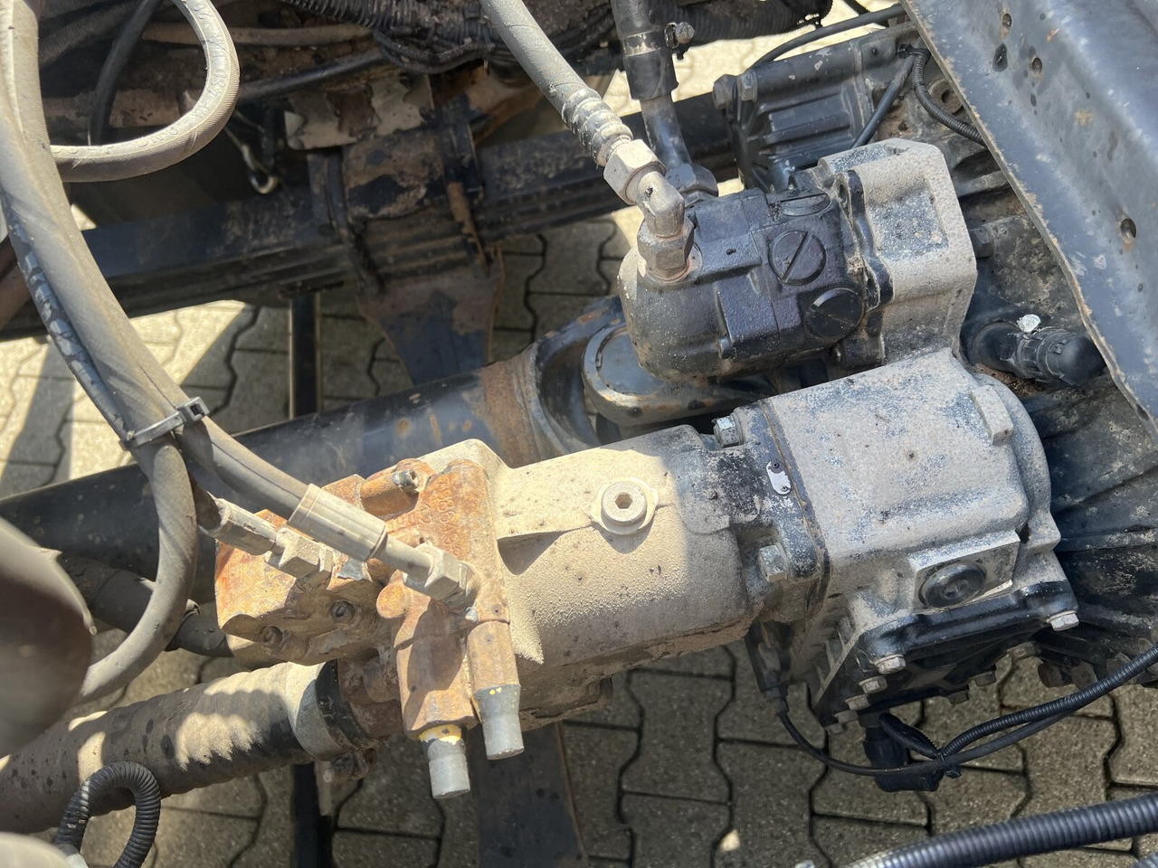 MAN TGS 35.440 8x4 BL TGS 35.440 8x4 BL, Meiller 19.62, Atlas Kran 135.2-A3, Funk - Φορτηγό φόρτωσης γάντζου, Φορτηγό με γερανό: φωτογραφία 4 MAN TGS 35.440 8x4 BL TGS 35.440 8x4 BL, Meiller 19.62, Atlas Kran 135.2-A3, Funk - Φορτηγό φόρτωσης γάντζου, Φορτηγό με γερανό: φωτογραφία 4