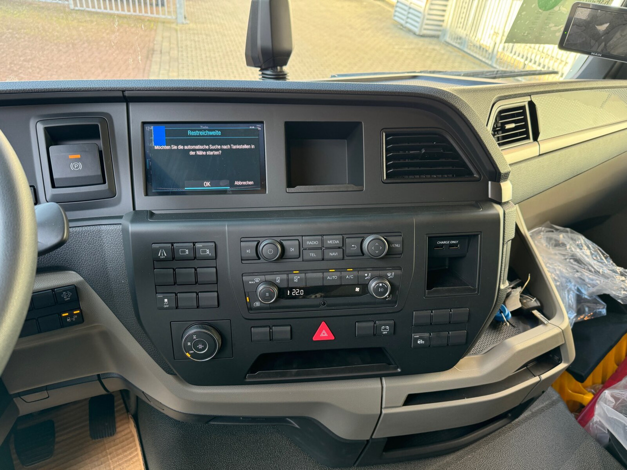 MAN TGS 35.480 8x6H BL CH TGS 35.480 8x6H BL CH, HydroDrive, Navi, Nebenantrieb - Φορτηγό σασί: φωτογραφία 5 MAN TGS 35.480 8x6H BL CH TGS 35.480 8x6H BL CH, HydroDrive, Navi, Nebenantrieb - Φορτηγό σασί: φωτογραφία 5