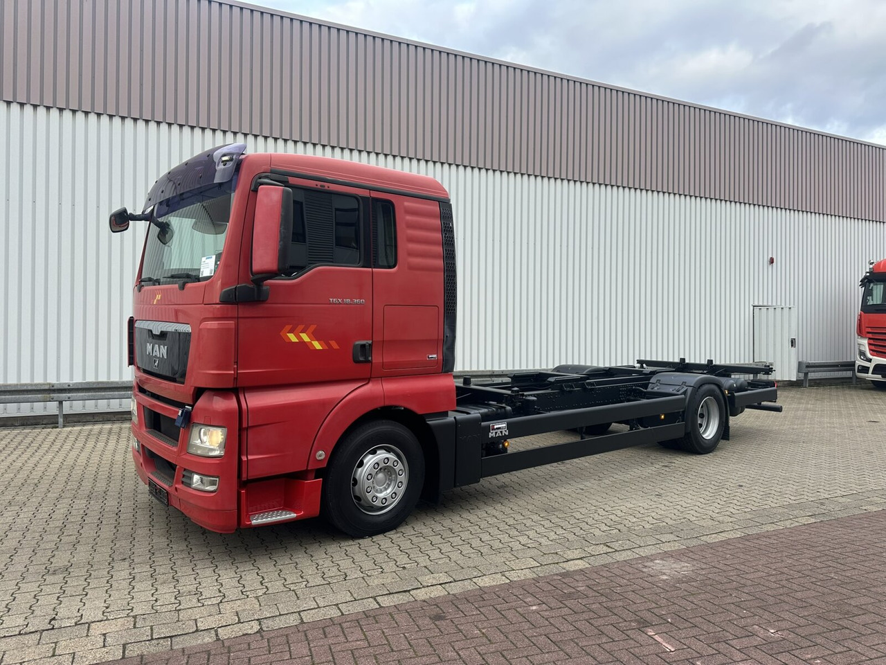 MAN TGX 18.360 4X2 LL TGX 18.360 4X2 LL, Fahrschule - Φορτηγό: φωτογραφία 1 MAN TGX 18.360 4X2 LL TGX 18.360 4X2 LL, Fahrschule - Φορτηγό: φωτογραφία 1