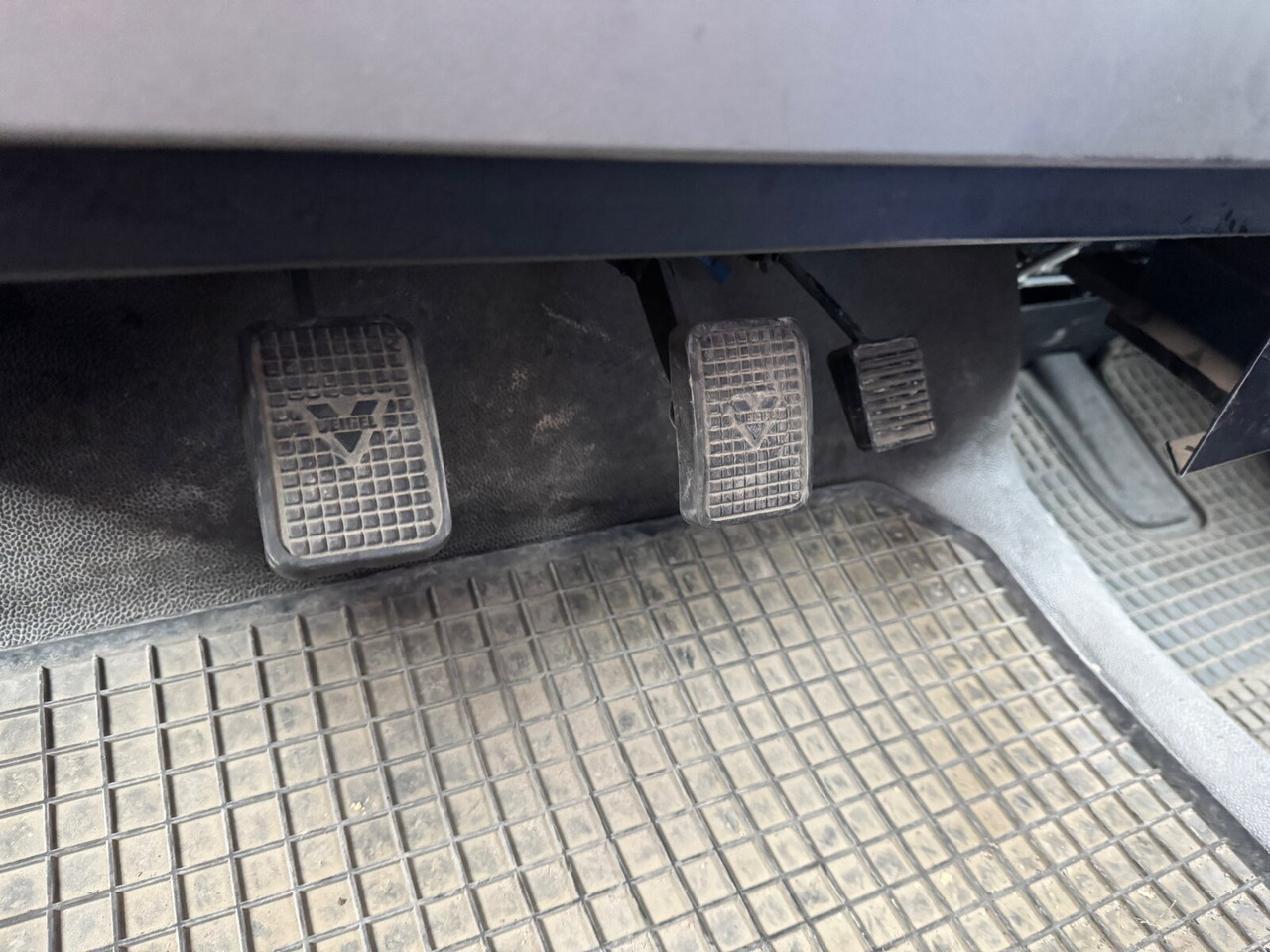 MAN TGX 18.360 4x2 BLS TGX 18.360 4x2 BLS, Fahrschulausstattung - Τράκτορας: φωτογραφία 2 MAN TGX 18.360 4x2 BLS TGX 18.360 4x2 BLS, Fahrschulausstattung - Τράκτορας: φωτογραφία 2