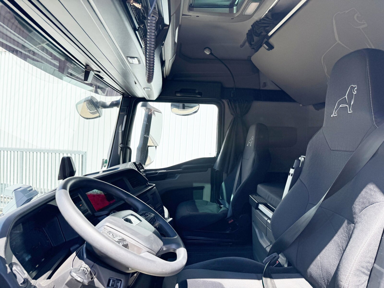 MAN TGX 18.470 4x2 BL TGX 18.470 4x2 BL, Retarder, Navi - Τράκτορας: φωτογραφία 2 MAN TGX 18.470 4x2 BL TGX 18.470 4x2 BL, Retarder, Navi - Τράκτορας: φωτογραφία 2
