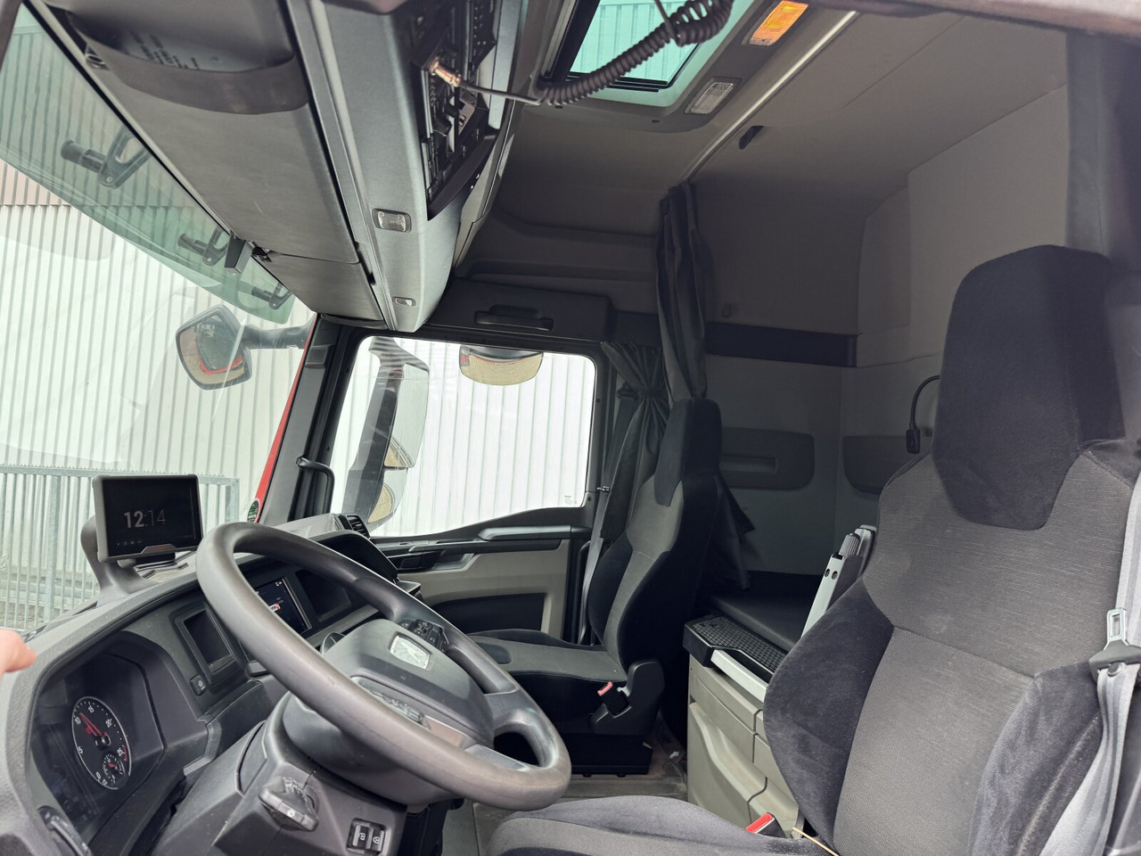 MAN TGX 26.470 6X2-4 BL TGX 26.470 6X2-4 BL, Lenk-/Liftachse, XLX-Fahrerhaus, VDL Abrollanlage 7m - Φορτηγό φόρτωσης γάντζου: φωτογραφία 3 MAN TGX 26.470 6X2-4 BL TGX 26.470 6X2-4 BL, Lenk-/Liftachse, XLX-Fahrerhaus, VDL Abrollanlage 7m - Φορτηγό φόρτωσης γάντζου: φωτογραφία 3