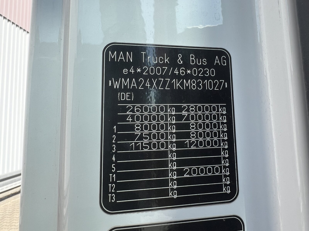 MAN TGX 26.500 6X2/4 BLS TGX 26.500 6X2/4 BLS, Intarder, Vorlauflenk-/lift, Standklima, XXL-Fahrerhaus - Τράκτορας: φωτογραφία 5 MAN TGX 26.500 6X2/4 BLS TGX 26.500 6X2/4 BLS, Intarder, Vorlauflenk-/lift, Standklima, XXL-Fahrerhaus - Τράκτορας: φωτογραφία 5