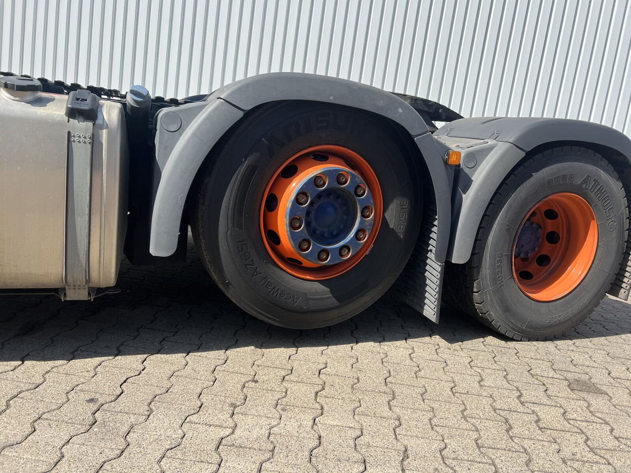 MAN TGX 26.500 6X2/4 BLS TGX 26.500 6X2/4 BLS, Intarder, Vorlauflenk-/lift, Standklima, XXL-Fahrerhaus - Τράκτορας: φωτογραφία 4 MAN TGX 26.500 6X2/4 BLS TGX 26.500 6X2/4 BLS, Intarder, Vorlauflenk-/lift, Standklima, XXL-Fahrerhaus - Τράκτορας: φωτογραφία 4