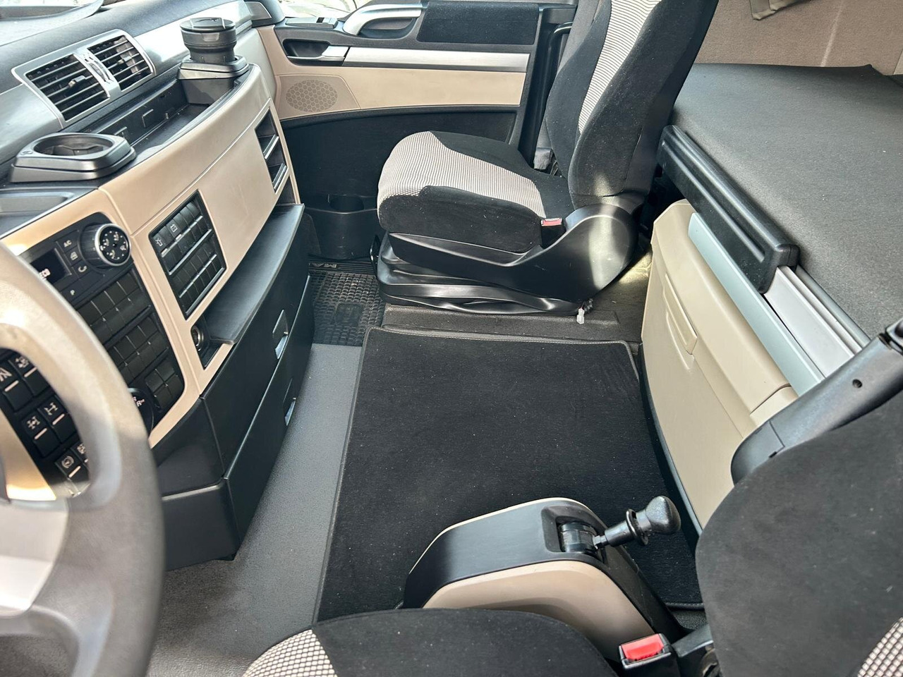 MAN TGX 33.580 6x4 BB TGX 33.580 6x4 BB, Intarder, zZGG 150.000kg - Τράκτορας: φωτογραφία 4 MAN TGX 33.580 6x4 BB TGX 33.580 6x4 BB, Intarder, zZGG 150.000kg - Τράκτορας: φωτογραφία 4