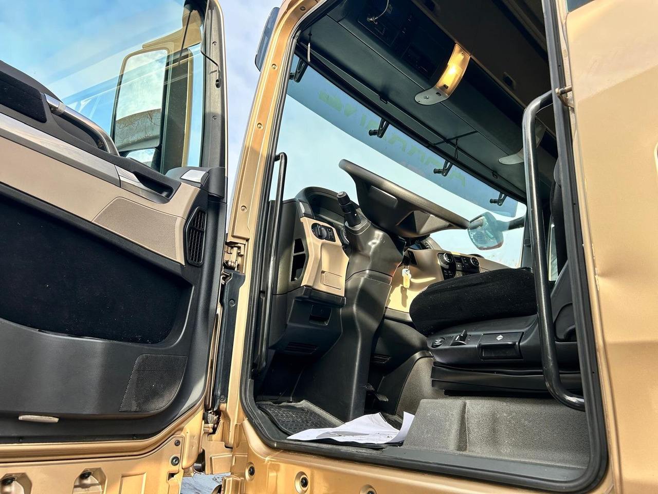 MAN TGX 33.580 6x4 BB TGX 33.580 6x4 BB, Retarder, zZGG 150.000kg - Τράκτορας: φωτογραφία 4 MAN TGX 33.580 6x4 BB TGX 33.580 6x4 BB, Retarder, zZGG 150.000kg - Τράκτορας: φωτογραφία 4