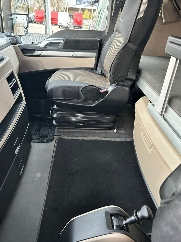 MAN TGX 33.580 6x4 BB TGX 33.580 6x4 BB, Retarder, zZGG 150.000kg - Τράκτορας: φωτογραφία 4 MAN TGX 33.580 6x4 BB TGX 33.580 6x4 BB, Retarder, zZGG 150.000kg - Τράκτορας: φωτογραφία 4