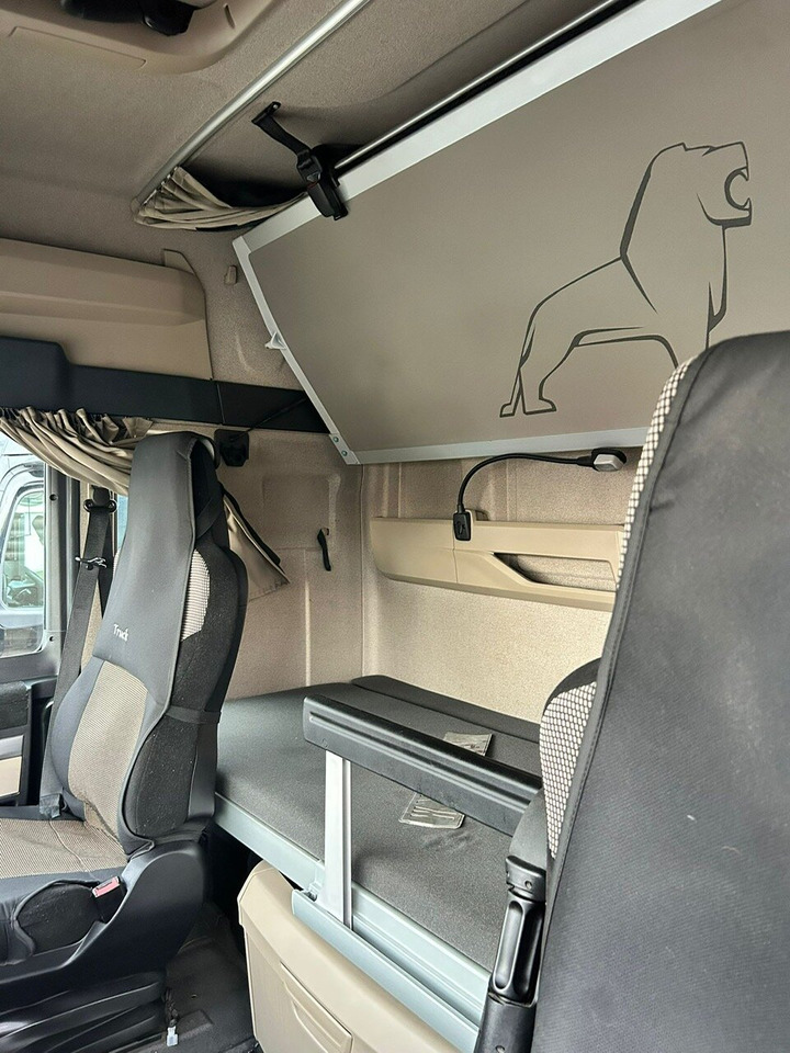 MAN TGX 33.640 6x4 BB TGX 33.640 6x4 BB, Retarder, zZGG 180.000kg - Τράκτορας: φωτογραφία 4 MAN TGX 33.640 6x4 BB TGX 33.640 6x4 BB, Retarder, zZGG 180.000kg - Τράκτορας: φωτογραφία 4