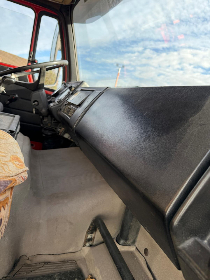 Mercedes-Benz - 2628 6 x 4 - Φορτηγό ανατρεπόμενο: φωτογραφία 4 Mercedes-Benz - 2628 6 x 4 - Φορτηγό ανατρεπόμενο: φωτογραφία 4