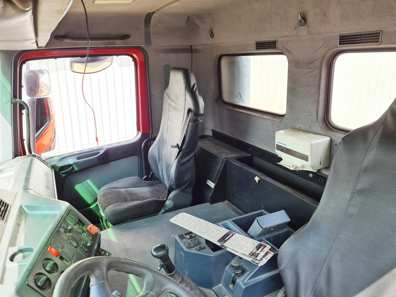 Mercedes-Benz Actros 1835 K 4x2 Actros 1835 K 4x2 - Φορτηγό σασί: φωτογραφία 4 Mercedes-Benz Actros 1835 K 4x2 Actros 1835 K 4x2 - Φορτηγό σασί: φωτογραφία 4