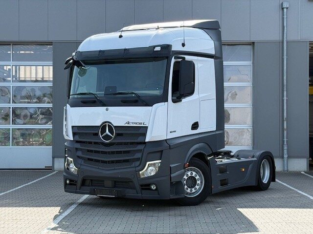 Mercedes-Benz Actros 1845 LSnRL 4x2 Actros 1845 LSnRL 4x2, Retarder, Volumer, MultimediaCockpit, Navi - Τράκτορας: φωτογραφία 1 Mercedes-Benz Actros 1845 LSnRL 4x2 Actros 1845 LSnRL 4x2, Retarder, Volumer, MultimediaCockpit, Navi - Τράκτορας: φωτογραφία 1