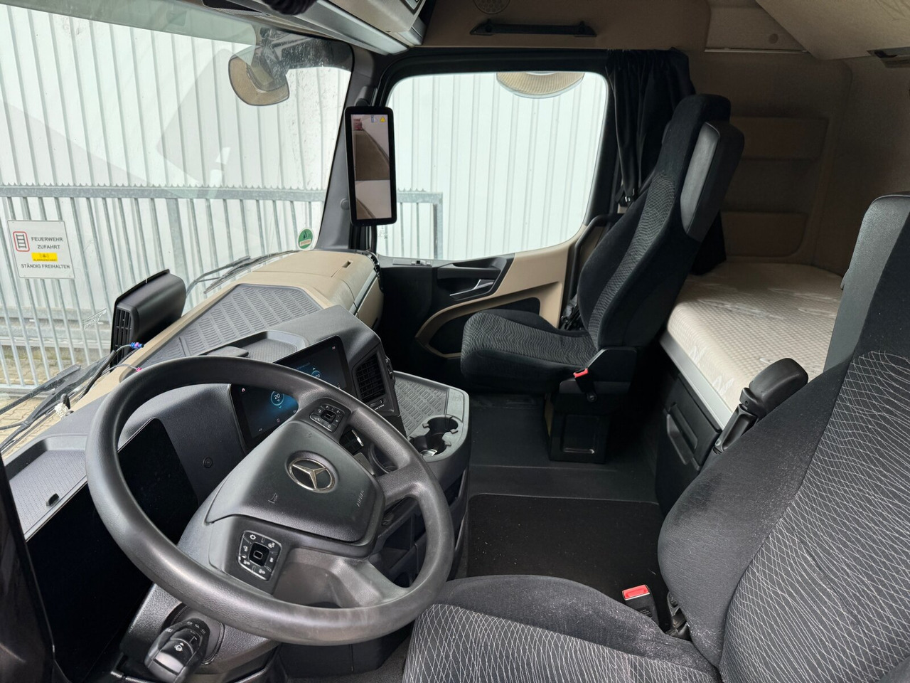 Interior photo 2: Τράκτορας Mercedes-Benz Actros 1848 LS 4x2 Actros 1848 LS 4x2, Vollumer ,Retarder
