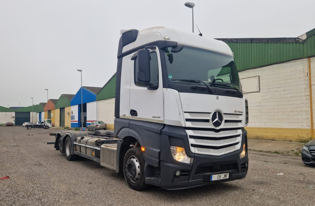 Mercedes-Benz Actros 2545 6x2 - Φορτηγό: φωτογραφία 4 Mercedes-Benz Actros 2545 6x2 - Φορτηγό: φωτογραφία 4