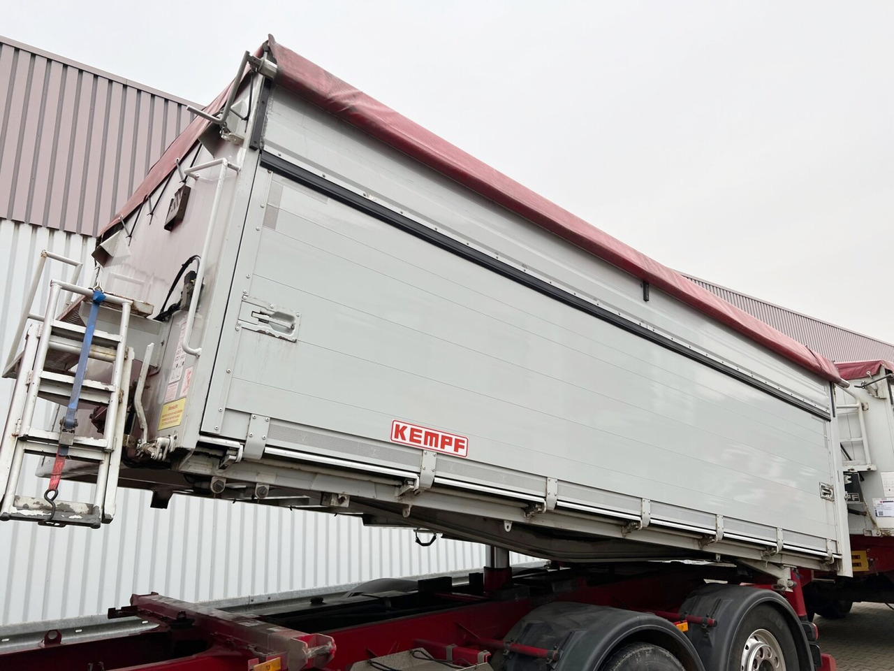 Φορτηγό ανατρεπόμενο Mercedes-Benz Actros 2548 L 6x2 Actros 2548 L 6x2, Retarder, Liftachse, StreamSpace, 2-Seiten-Getreidekipper: φωτογραφία 13 Φορτηγό ανατρεπόμενο Mercedes-Benz Actros 2548 L 6x2 Actros 2548 L 6x2, Retarder, Liftachse, StreamSpace, 2-Seiten-Getreidekipper: φωτογραφία 13