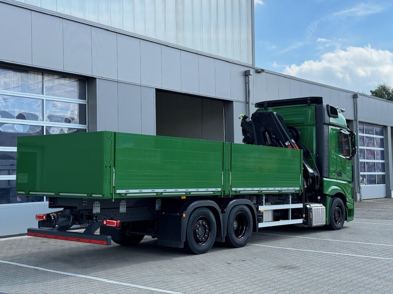 Νέα Φορτηγό με γερανό Mercedes-Benz Actros 2548 L 6x2 Actros 2548 L 6x2 mit Kran Hiab X-HiDuo 228: φωτογραφία 10