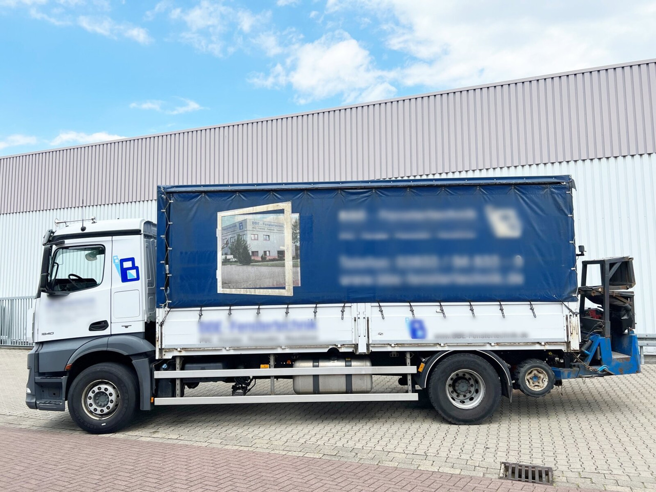 Mercedes-Benz Antos 1840 L 4x2 Antos 1840 L 4x2, Aufnahme für Mitnahmestapler - Φορτηγό μουσαμάς: φωτογραφία 1 Mercedes-Benz Antos 1840 L 4x2 Antos 1840 L 4x2, Aufnahme für Mitnahmestapler - Φορτηγό μουσαμάς: φωτογραφία 1