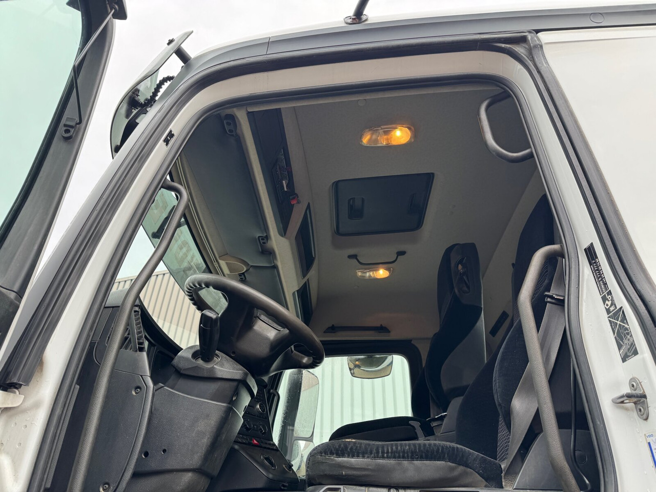 Mercedes-Benz Arocs 1833 AK 4x4 Arocs 1833 AK 4x4, Meiller 3-S-Kipper, Bordmatik - Φορτηγό ανατρεπόμενο: φωτογραφία 3 Mercedes-Benz Arocs 1833 AK 4x4 Arocs 1833 AK 4x4, Meiller 3-S-Kipper, Bordmatik - Φορτηγό ανατρεπόμενο: φωτογραφία 3