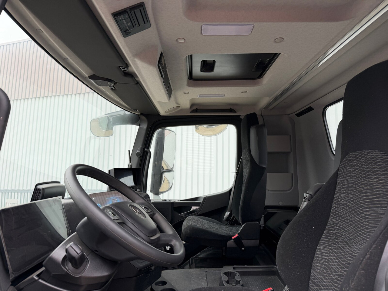 Mercedes-Benz Arocs 1840 K 4x2 Arocs 1840 K 4x2, MultimediaCockpit, 2x Nebenantrieb, NMV & Motorabtrieb - Φορτηγό φόρτωσης γάντζου: φωτογραφία 3 Mercedes-Benz Arocs 1840 K 4x2 Arocs 1840 K 4x2, MultimediaCockpit, 2x Nebenantrieb, NMV & Motorabtrieb - Φορτηγό φόρτωσης γάντζου: φωτογραφία 3