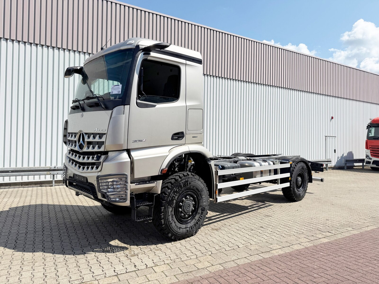 Mercedes-Benz Arocs 2053 A 4x4 Arocs 2053 A 4x4, Grounder, MirrorCam, Multimedia Cockpit, Navi - Φορτηγό σασί: φωτογραφία 1 Mercedes-Benz Arocs 2053 A 4x4 Arocs 2053 A 4x4, Grounder, MirrorCam, Multimedia Cockpit, Navi - Φορτηγό σασί: φωτογραφία 1