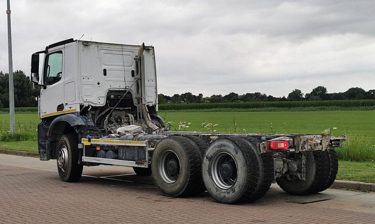 Mercedes-Benz Arocs 2642 K 6x4 Arocs 2642 K 6x4, Retarder, Motorabtrieb - Φορτηγό φόρτωσης γάντζου: φωτογραφία 3 Mercedes-Benz Arocs 2642 K 6x4 Arocs 2642 K 6x4, Retarder, Motorabtrieb - Φορτηγό φόρτωσης γάντζου: φωτογραφία 3