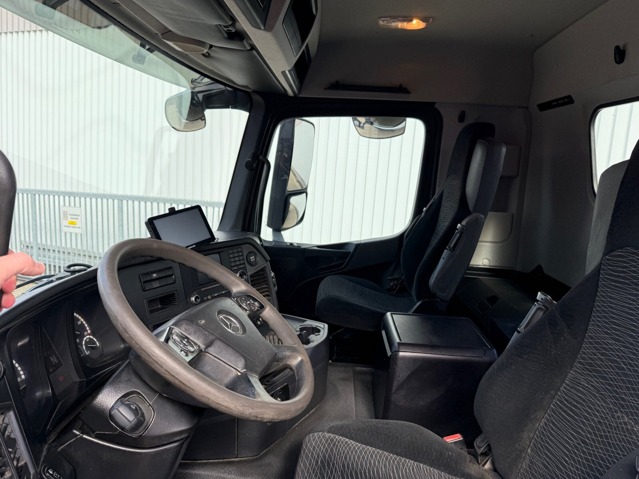 Mercedes-Benz Arocs 3240 8x4 Arocs 3240 8x4, 9 cbm Liebherr HTM 904 F - Μπετονιέρα φορτηγό: φωτογραφία 3 Mercedes-Benz Arocs 3240 8x4 Arocs 3240 8x4, 9 cbm Liebherr HTM 904 F - Μπετονιέρα φορτηγό: φωτογραφία 3
