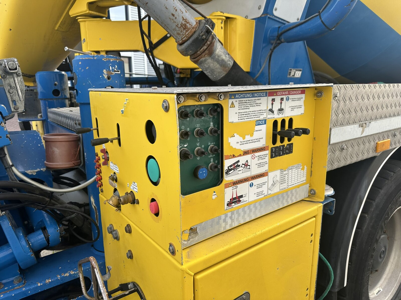 Mercedes-Benz Arocs 3246 B 8x4 Stetter Mischer 7m³, Pumpe 25m Arocs 3246 B 8x4 Stetter Mischer 7m³, Pumpe 25m - Μπετονιέρα φορτηγό: φωτογραφία 3 Mercedes-Benz Arocs 3246 B 8x4 Stetter Mischer 7m³, Pumpe 25m Arocs 3246 B 8x4 Stetter Mischer 7m³, Pumpe 25m - Μπετονιέρα φορτηγό: φωτογραφία 3