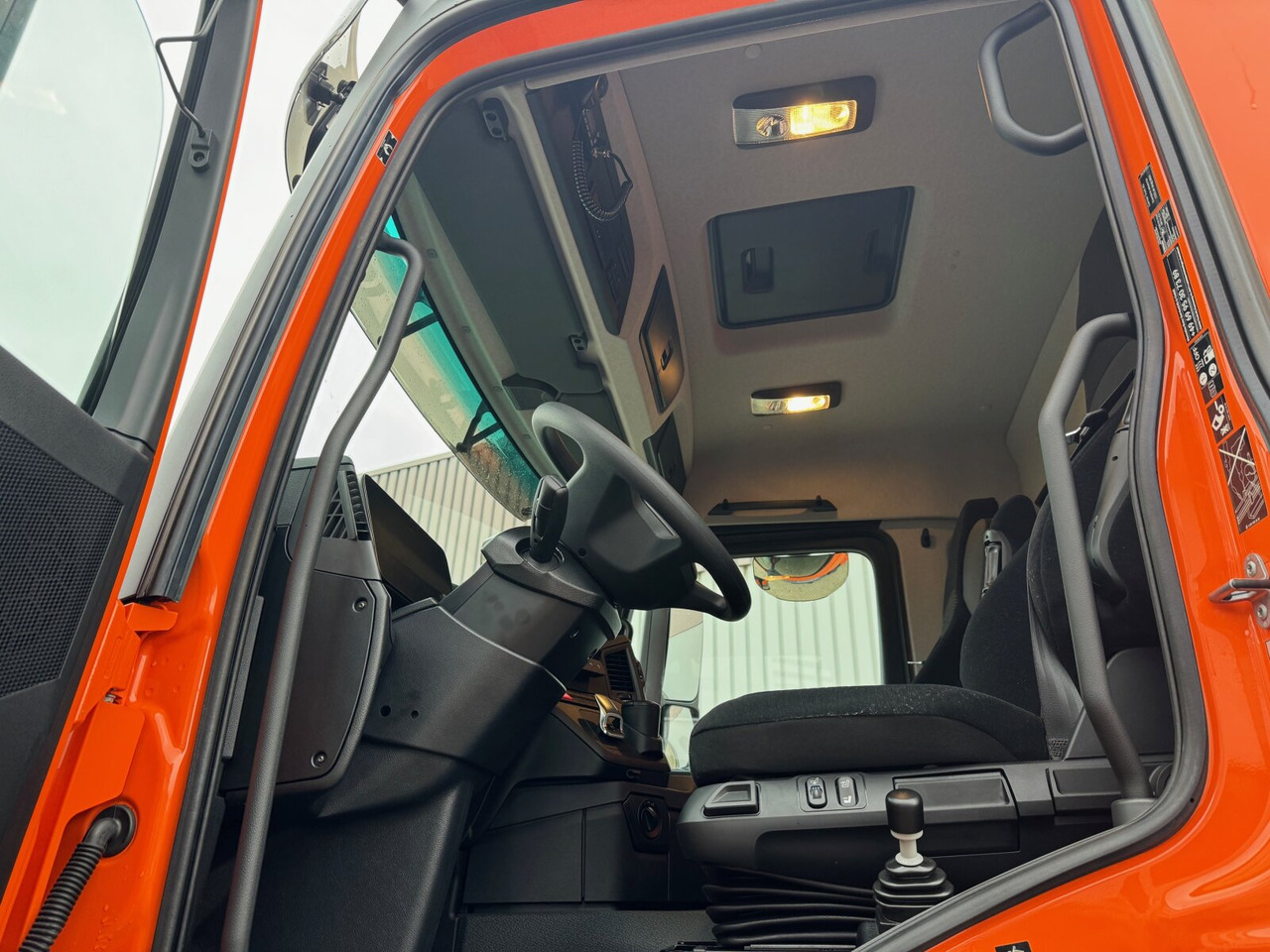 Mercedes-Benz Arocs 3248 K 8x4 Arocs 3248 K 8x4, Navi, Multimedia Cockpit - Φορτηγό ανατρεπόμενο: φωτογραφία 3 Mercedes-Benz Arocs 3248 K 8x4 Arocs 3248 K 8x4, Navi, Multimedia Cockpit - Φορτηγό ανατρεπόμενο: φωτογραφία 3