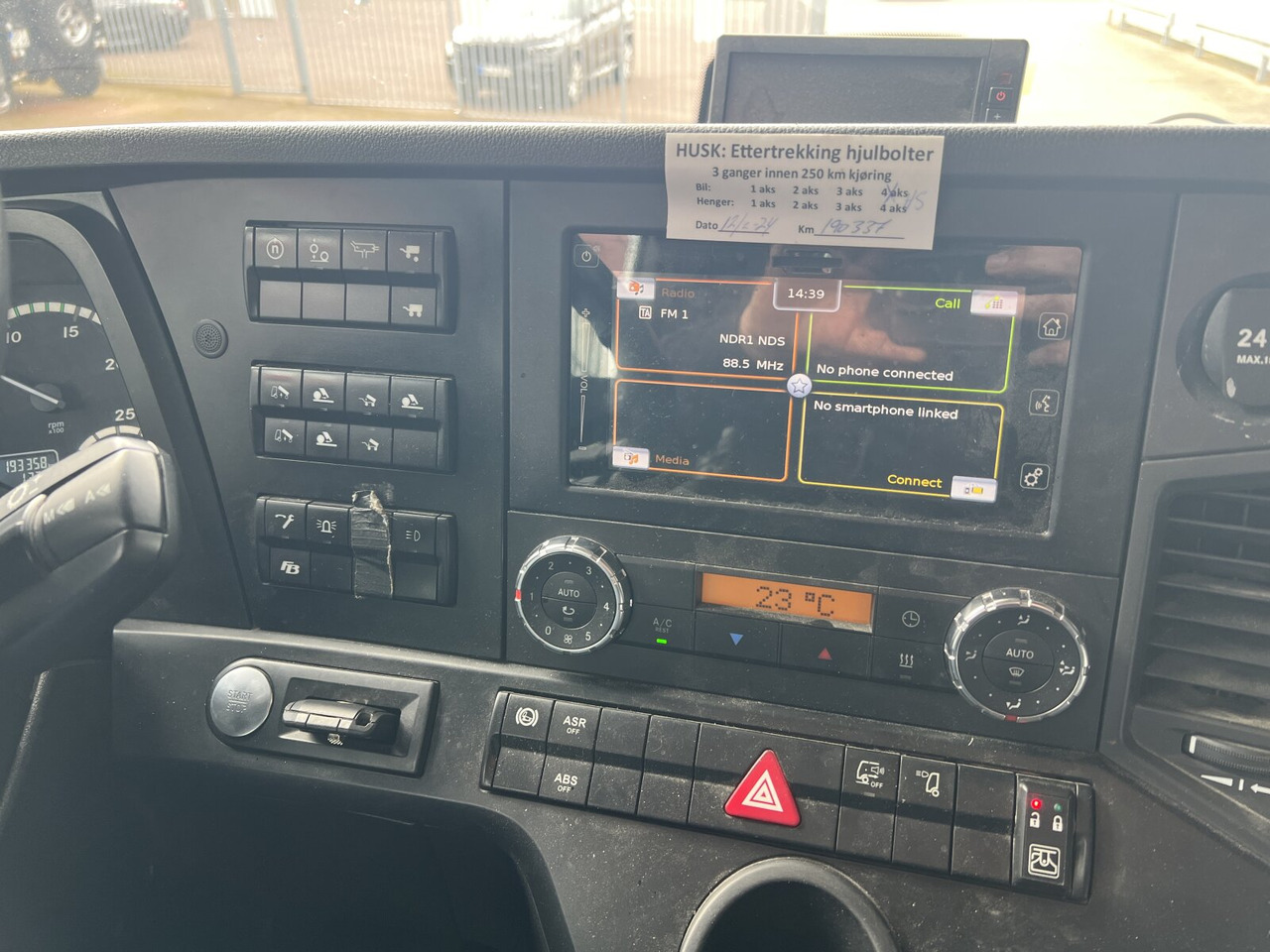 Mercedes-Benz Arocs 3253 K 8x4/4 Arocs 3253 K 8x4/4, Retarder, Motorabtrieb - Φορτηγό φόρτωσης γάντζου: φωτογραφία 3 Mercedes-Benz Arocs 3253 K 8x4/4 Arocs 3253 K 8x4/4, Retarder, Motorabtrieb - Φορτηγό φόρτωσης γάντζου: φωτογραφία 3