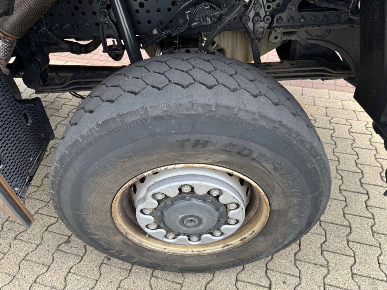 Mercedes-Benz Arocs 3351 LS 6x6 Arocs 3351 LS 6x6, Grounder, MirrorCam, Navi - Φορτηγό σασί: φωτογραφία 2 Mercedes-Benz Arocs 3351 LS 6x6 Arocs 3351 LS 6x6, Grounder, MirrorCam, Navi - Φορτηγό σασί: φωτογραφία 2