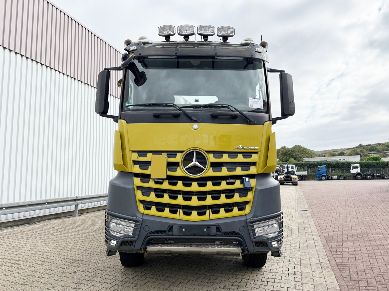 Mercedes-Benz Arocs 3363 K 6x4 Arocs 3363 K 6x4, Grounder, Turbo-Retarder-Kupplung - Φορτηγό φόρτωσης γάντζου: φωτογραφία 4 Mercedes-Benz Arocs 3363 K 6x4 Arocs 3363 K 6x4, Grounder, Turbo-Retarder-Kupplung - Φορτηγό φόρτωσης γάντζου: φωτογραφία 4