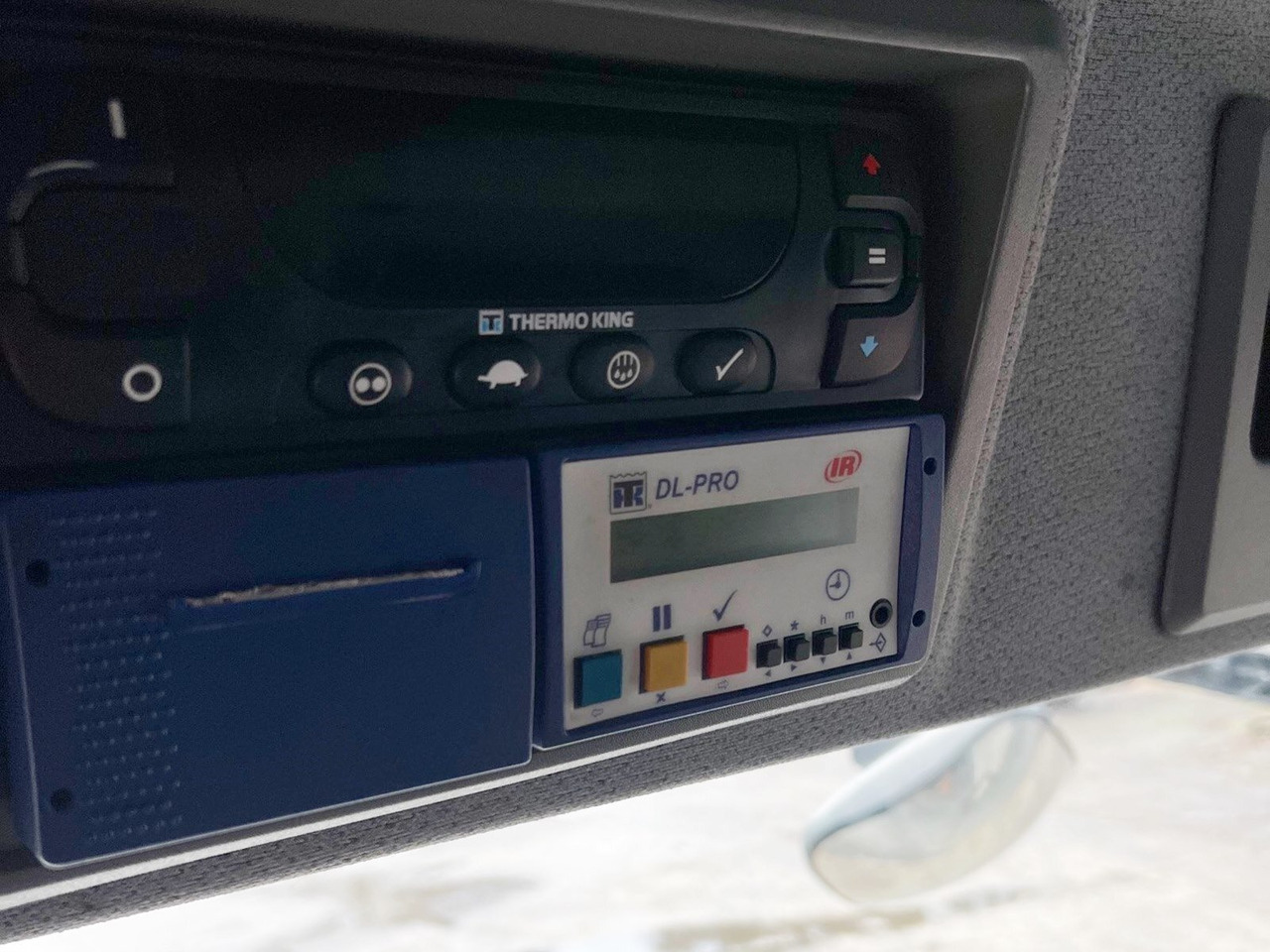 Mercedes-Benz Atego 816 L 4x2 Atego 816 L 4x2, Kühlkoffer, ThermoKing, Trennwand, LBW MBB - Φορτηγό: φωτογραφία 2 Mercedes-Benz Atego 816 L 4x2 Atego 816 L 4x2, Kühlkoffer, ThermoKing, Trennwand, LBW MBB - Φορτηγό: φωτογραφία 2