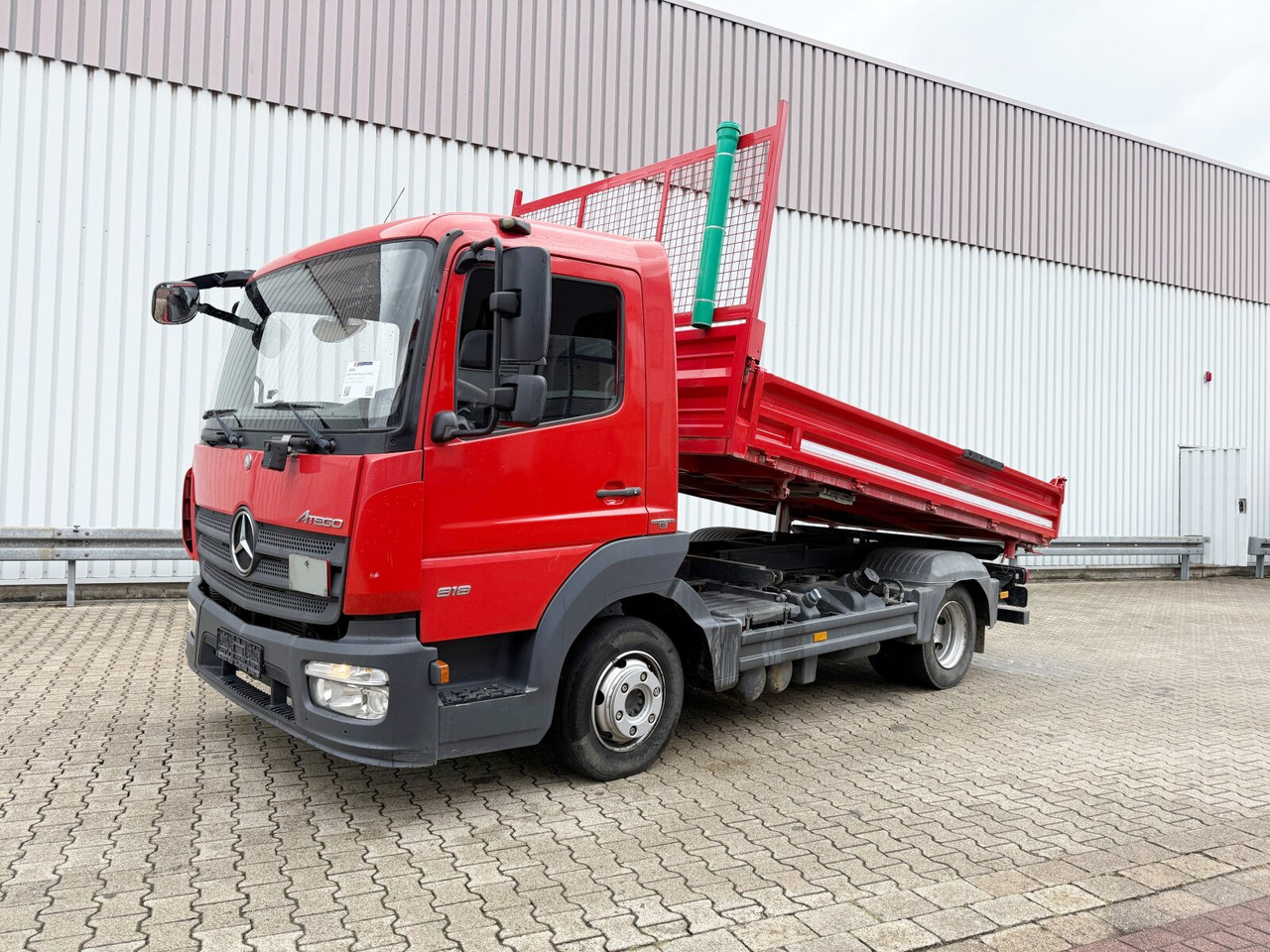 Mercedes-Benz Atego 818/23 LK 4x2 Atego 818/23 LK 4x2, 2x AHK - Φορτηγό ανατρεπόμενο: φωτογραφία 1 Mercedes-Benz Atego 818/23 LK 4x2 Atego 818/23 LK 4x2, 2x AHK - Φορτηγό ανατρεπόμενο: φωτογραφία 1