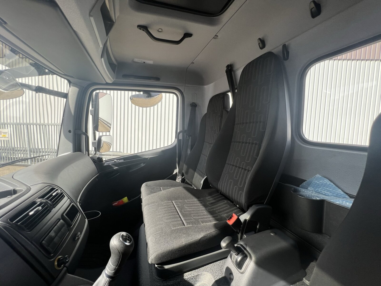 Φορτηγό σασί Mercedes-Benz Atego 818 K 4x2 Atego 818 K 4x2, 2x AHK, 5x VORHANDEN!: φωτογραφία 8