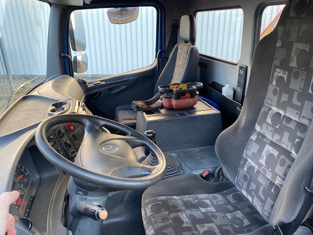 Mercedes-Benz Axor 1828 L 4x2 Axor 1828 L 4x2 mit Kran Palfinger PK 9501, Funk - Φορτηγό με γερανό, Φορτηγό με ανοιχτή καρότσα: φωτογραφία 5 Mercedes-Benz Axor 1828 L 4x2 Axor 1828 L 4x2 mit Kran Palfinger PK 9501, Funk - Φορτηγό με γερανό, Φορτηγό με ανοιχτή καρότσα: φωτογραφία 5