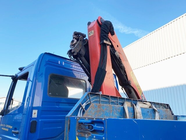 Mercedes-Benz Axor 1828 L 4x2 Axor 1828 L 4x2 mit Kran Palfinger PK 9501, Funk - Φορτηγό με γερανό, Φορτηγό με ανοιχτή καρότσα: φωτογραφία 2 Mercedes-Benz Axor 1828 L 4x2 Axor 1828 L 4x2 mit Kran Palfinger PK 9501, Funk - Φορτηγό με γερανό, Φορτηγό με ανοιχτή καρότσα: φωτογραφία 2