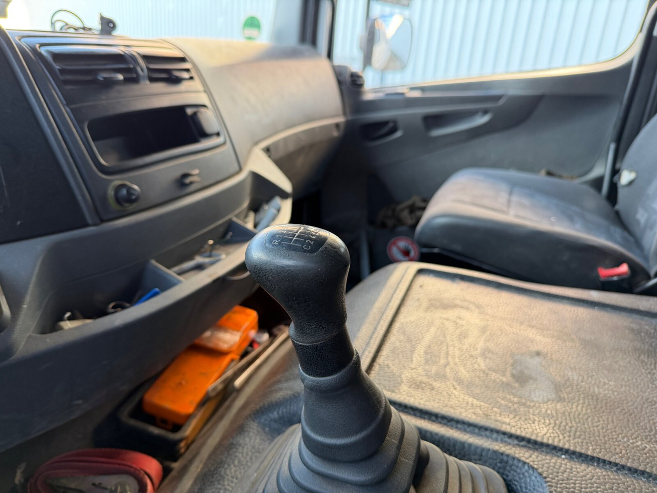 Mercedes-Benz Axor 1829 L 4x2 Axor 1829 L 4x2, 6-Sitzer - Φορτηγό με ανοιχτή καρότσα: φωτογραφία 3 Mercedes-Benz Axor 1829 L 4x2 Axor 1829 L 4x2, 6-Sitzer - Φορτηγό με ανοιχτή καρότσα: φωτογραφία 3