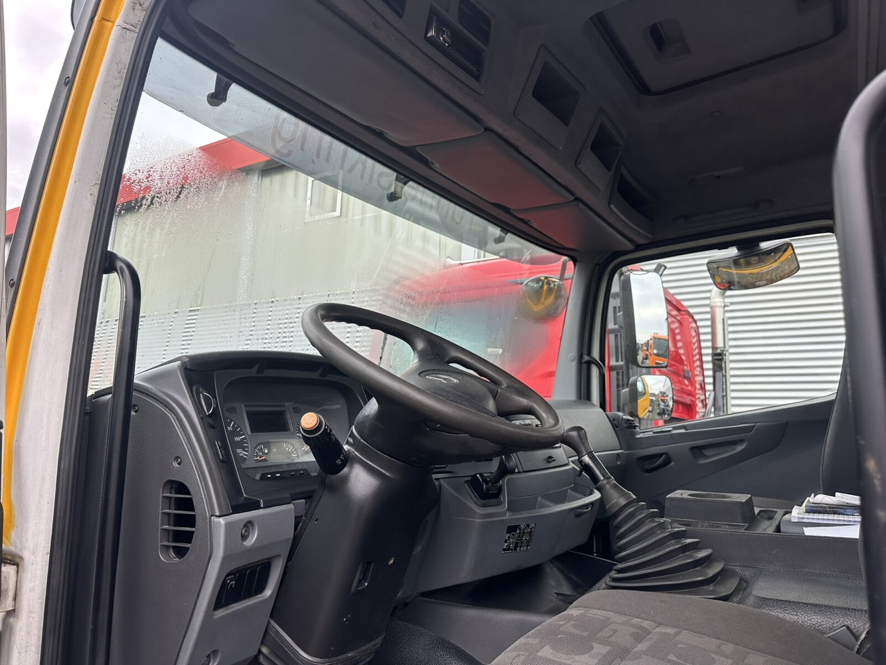 Mercedes-Benz Axor 2629 K 6x4 Axor 2629 K 6x4, PTO, Steel, Manual, 6-Zylinder - Φορτηγό σασί: φωτογραφία 4 Mercedes-Benz Axor 2629 K 6x4 Axor 2629 K 6x4, PTO, Steel, Manual, 6-Zylinder - Φορτηγό σασί: φωτογραφία 4