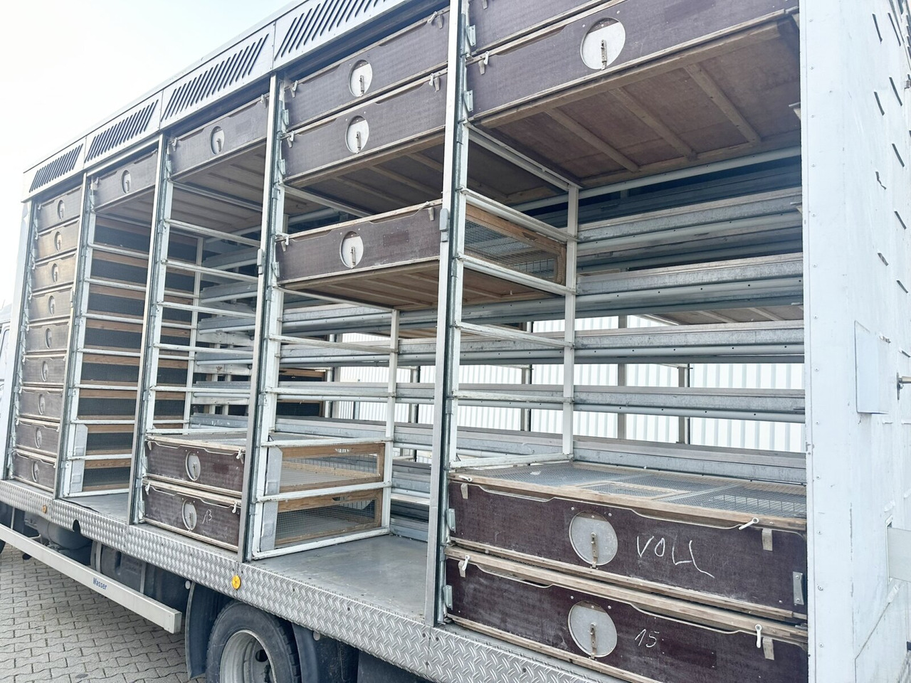 Mercedes-Benz LK 817 4x2 LK 817 4x2, Taubentransporter - Φορτηγό κόφα: φωτογραφία 3 Mercedes-Benz LK 817 4x2 LK 817 4x2, Taubentransporter - Φορτηγό κόφα: φωτογραφία 3