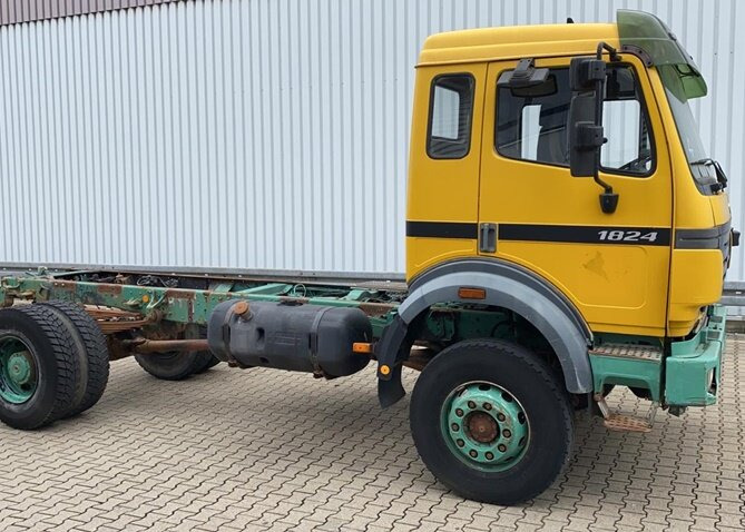 Φορτηγό σασί Mercedes-Benz SK 1824 AK 4x4 SK 1824 AK 4x4 Chassis: φωτογραφία 8