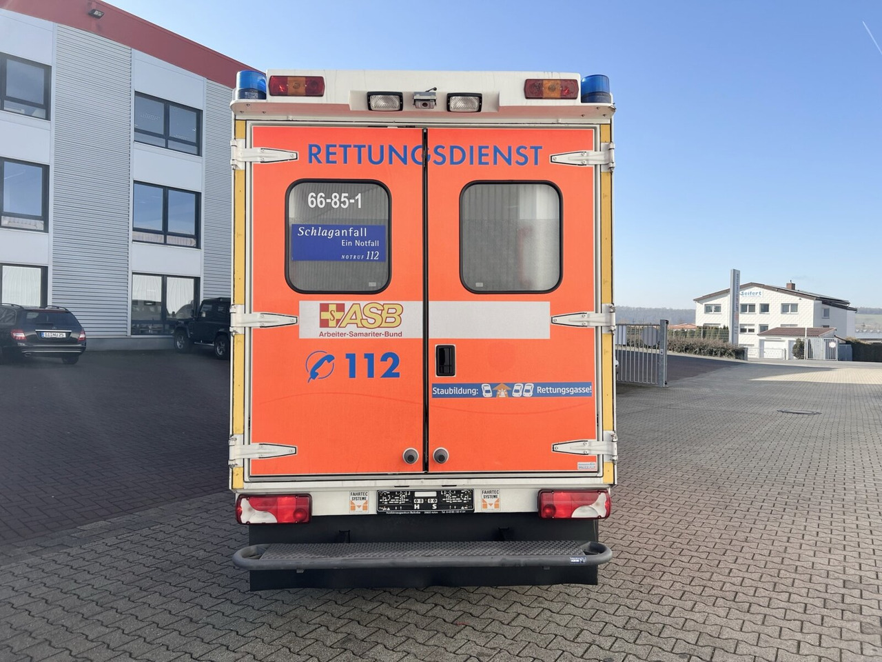 Ασθενοφόρο Mercedes-Benz Sprinter 516 CDI 4x2 Sprinter 516 CDI 4x2, Rettungswagen, Retarder: φωτογραφία 12 Ασθενοφόρο Mercedes-Benz Sprinter 516 CDI 4x2 Sprinter 516 CDI 4x2, Rettungswagen, Retarder: φωτογραφία 12