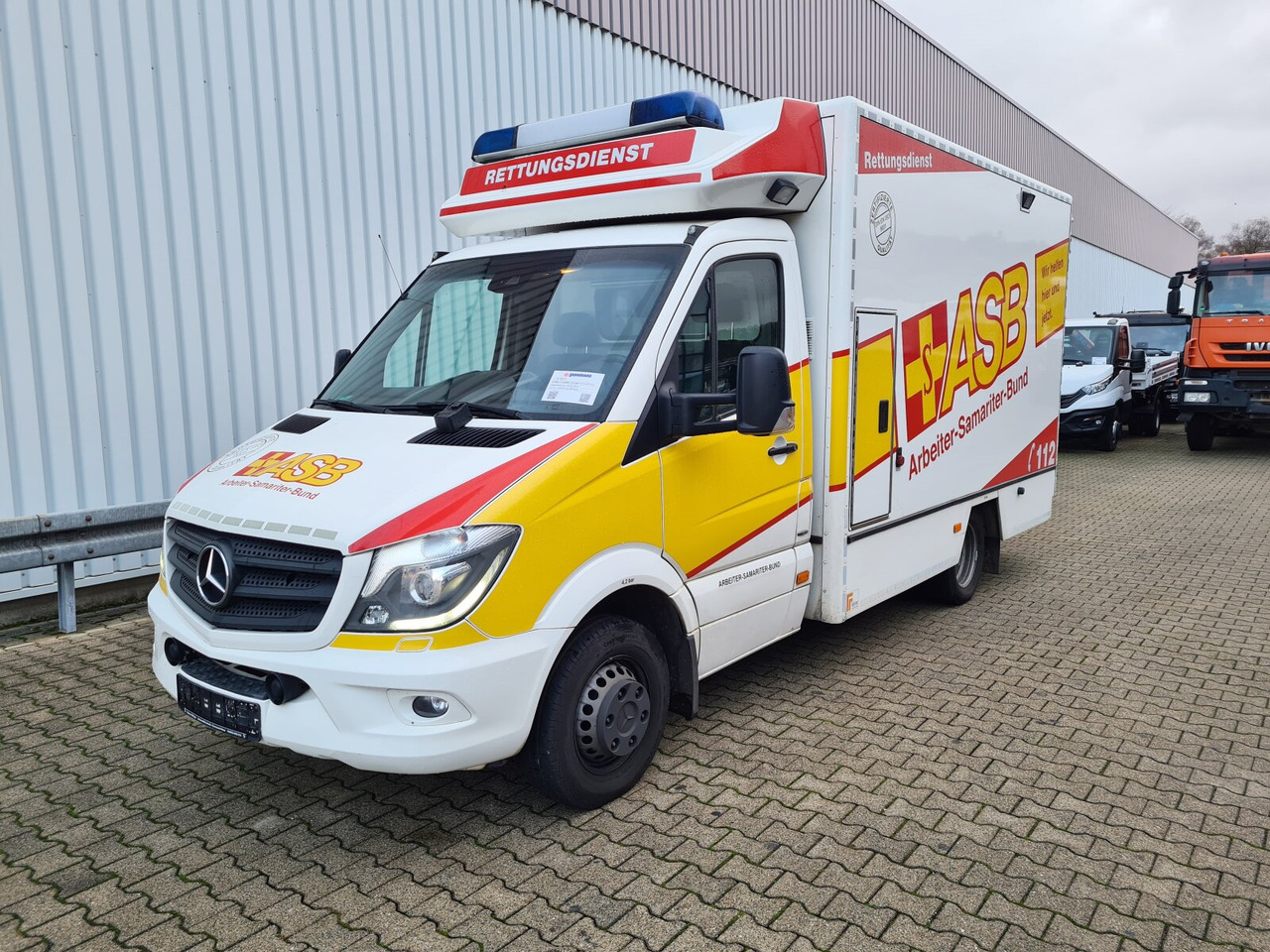 Mercedes-Benz Sprinter 516 CDI 4x2 Sprinter 516 CDI 4x2, Rettungswagen - Βαν: φωτογραφία 1 Mercedes-Benz Sprinter 516 CDI 4x2 Sprinter 516 CDI 4x2, Rettungswagen - Βαν: φωτογραφία 1