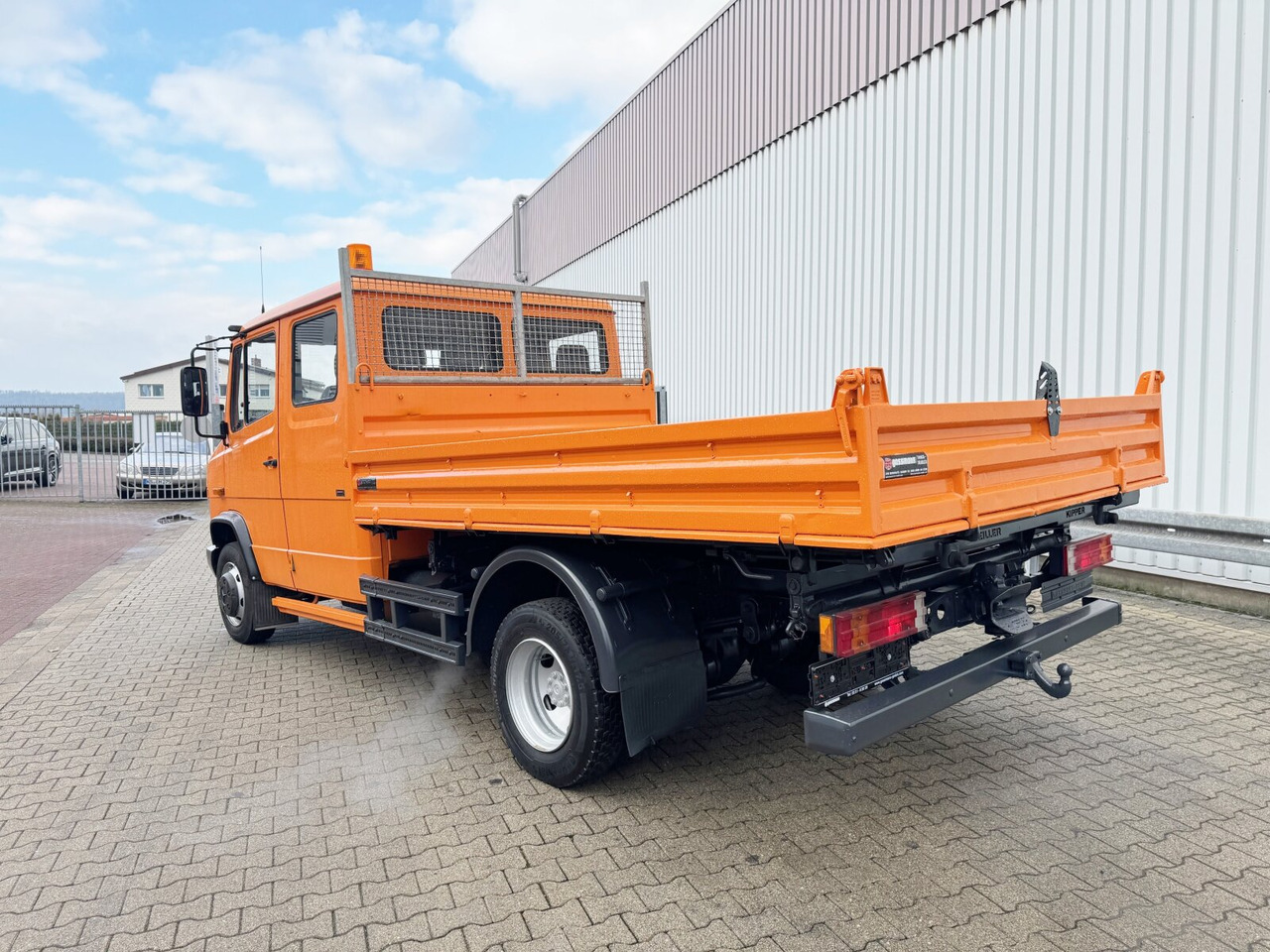Όχημα με ανατρεπομενη καροτσα, Διπλοκάμπινο ελαφρύ επαγγελματικό Mercedes-Benz Vario 816 D 4x2 Doka Vario 816 D 4x2 Doka, 2x AHK, Meiller Kipper, Ex-Stadtverwaltung: φωτογραφία 10 Όχημα με ανατρεπομενη καροτσα, Διπλοκάμπινο ελαφρύ επαγγελματικό Mercedes-Benz Vario 816 D 4x2 Doka Vario 816 D 4x2 Doka, 2x AHK, Meiller Kipper, Ex-Stadtverwaltung: φωτογραφία 10