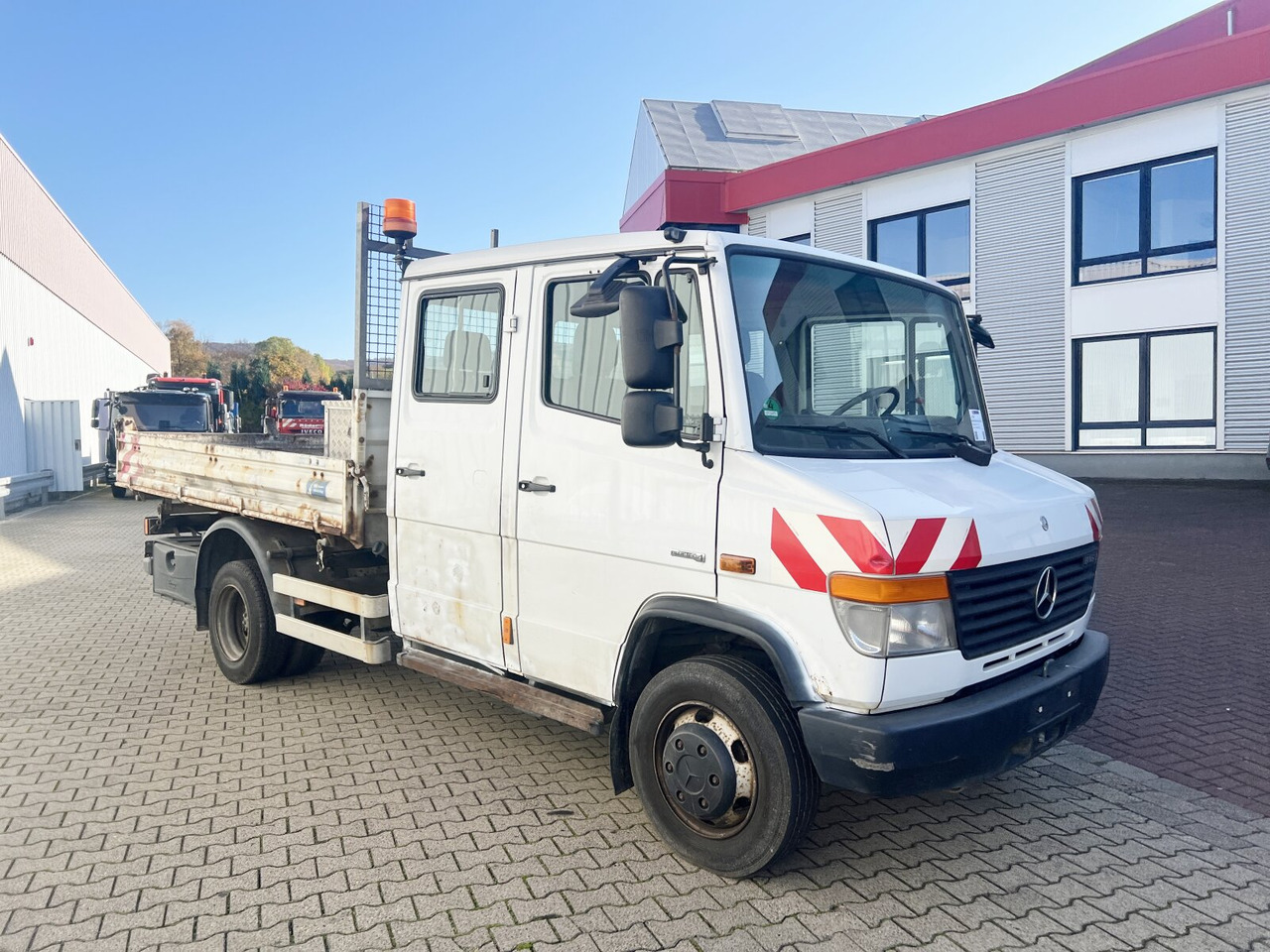 Mercedes-Benz Vario 816 D 4x2 Doka Vario 816 D 4x2 Doka, 2x AHK, Meiller Kipper - Φορτηγό ανατρεπόμενο: φωτογραφία 2 Mercedes-Benz Vario 816 D 4x2 Doka Vario 816 D 4x2 Doka, 2x AHK, Meiller Kipper - Φορτηγό ανατρεπόμενο: φωτογραφία 2