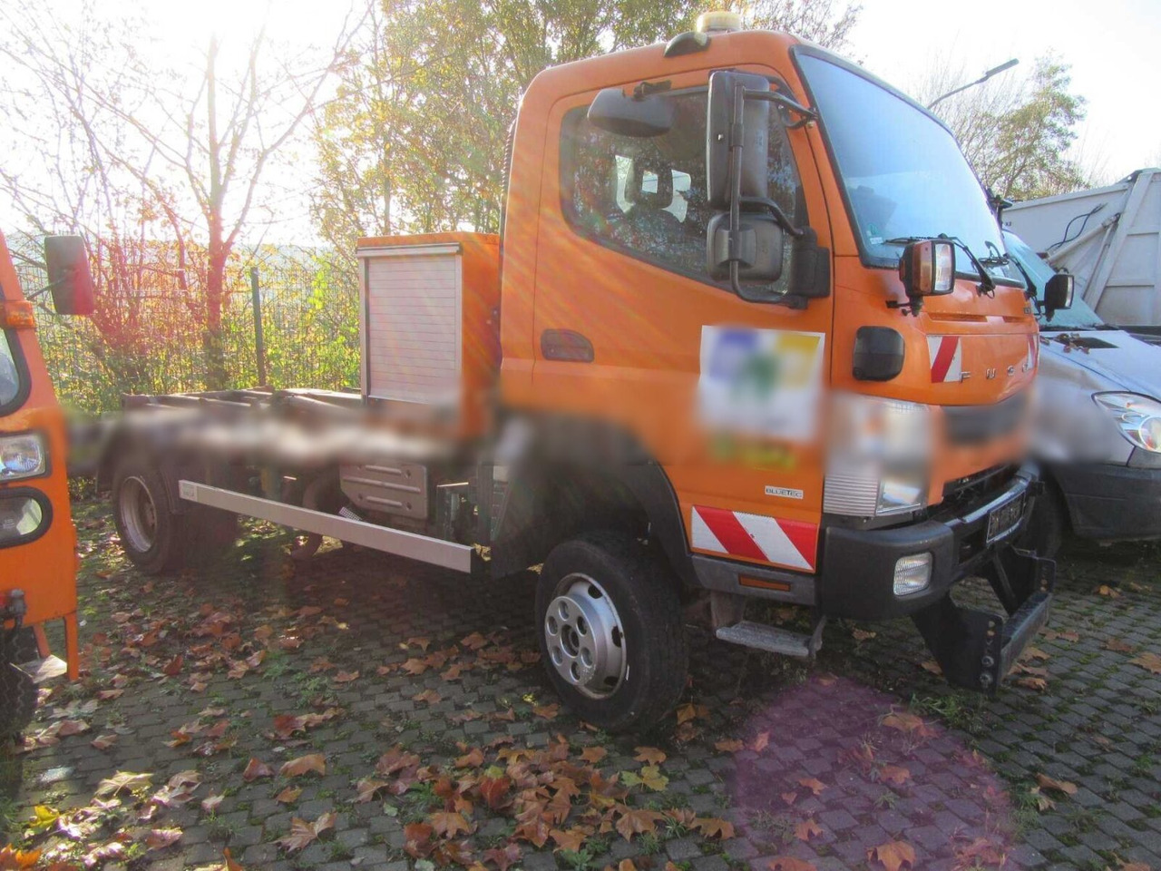 Mitsubishi Canter Fuso 6C18 4x4 Canter Fuso 6C18 4x4, Winterdienstausstattung, City-Abroller - Φορτηγό φόρτωσης γάντζου: φωτογραφία 1 Mitsubishi Canter Fuso 6C18 4x4 Canter Fuso 6C18 4x4, Winterdienstausstattung, City-Abroller - Φορτηγό φόρτωσης γάντζου: φωτογραφία 1