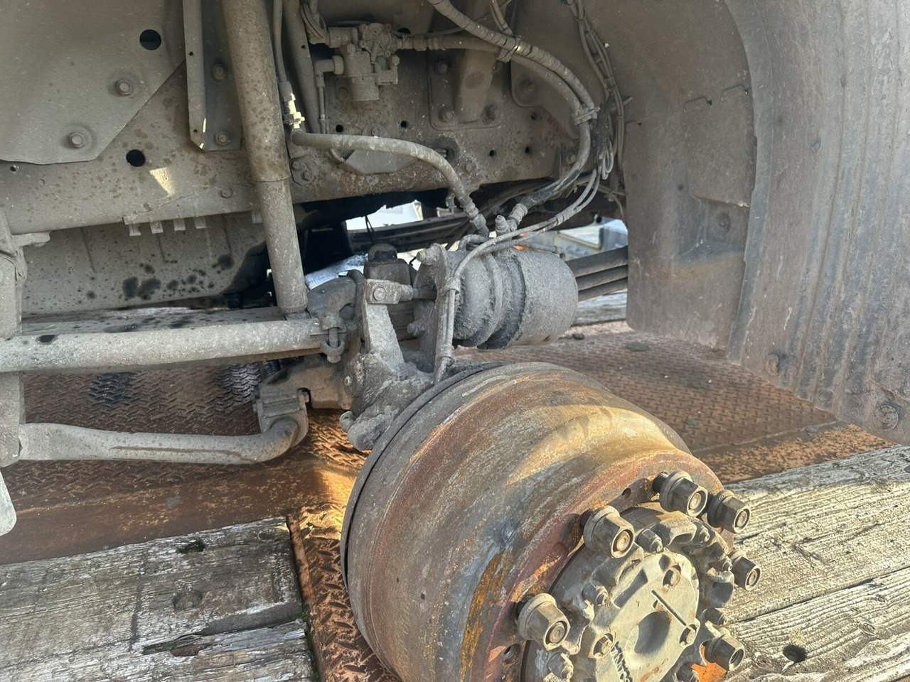 Scania 124C 400 6x6 124C 400 6x6 - Φορτηγό ανατρεπόμενο: φωτογραφία 2 Scania 124C 400 6x6 124C 400 6x6 - Φορτηγό ανατρεπόμενο: φωτογραφία 2