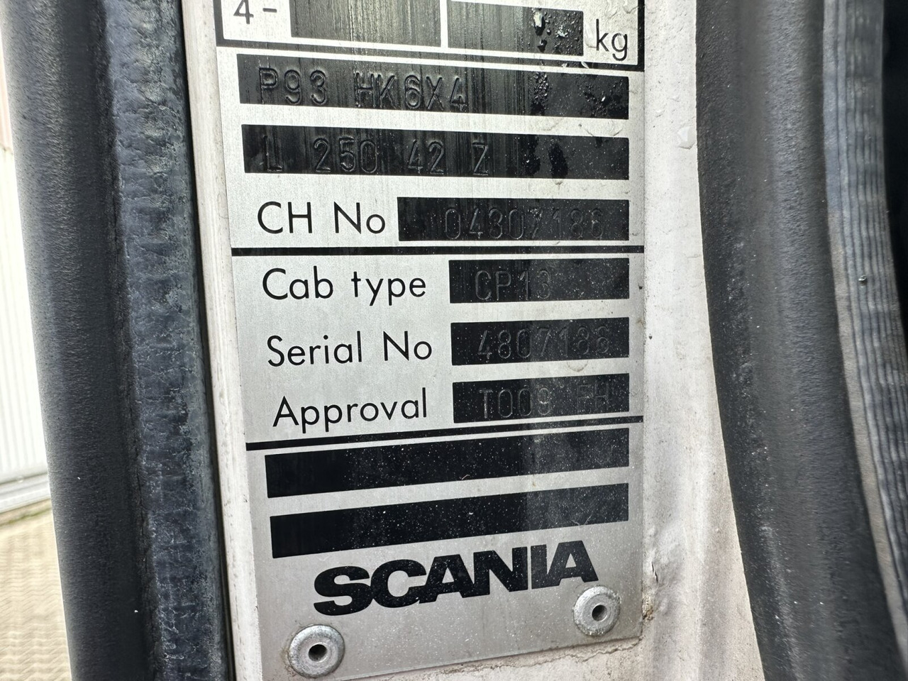 Scania P93 HK 250 6x4L P93 HK 250 6x4L - Φορτηγό σασί: φωτογραφία 2 Scania P93 HK 250 6x4L P93 HK 250 6x4L - Φορτηγό σασί: φωτογραφία 2