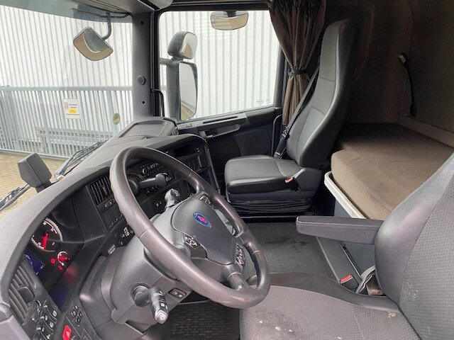 Scania R450 LB 6x2-4 R450 LB 6x2-4 Getränkekoffer, Retarder, Lift-/Lenkachse, Stapleraufnahme - Φορτηγό κόφα: φωτογραφία 4 Scania R450 LB 6x2-4 R450 LB 6x2-4 Getränkekoffer, Retarder, Lift-/Lenkachse, Stapleraufnahme - Φορτηγό κόφα: φωτογραφία 4