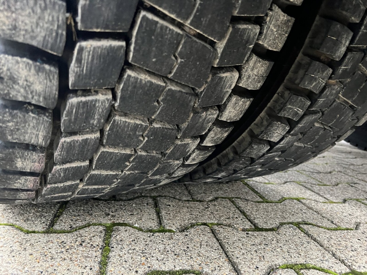 Stralis AD440S42T/P 4x2 Stralis AD440X42T/P 4x2, Ex- - Τράκτορας: φωτογραφία 5 Stralis AD440S42T/P 4x2 Stralis AD440X42T/P 4x2, Ex- - Τράκτορας: φωτογραφία 5