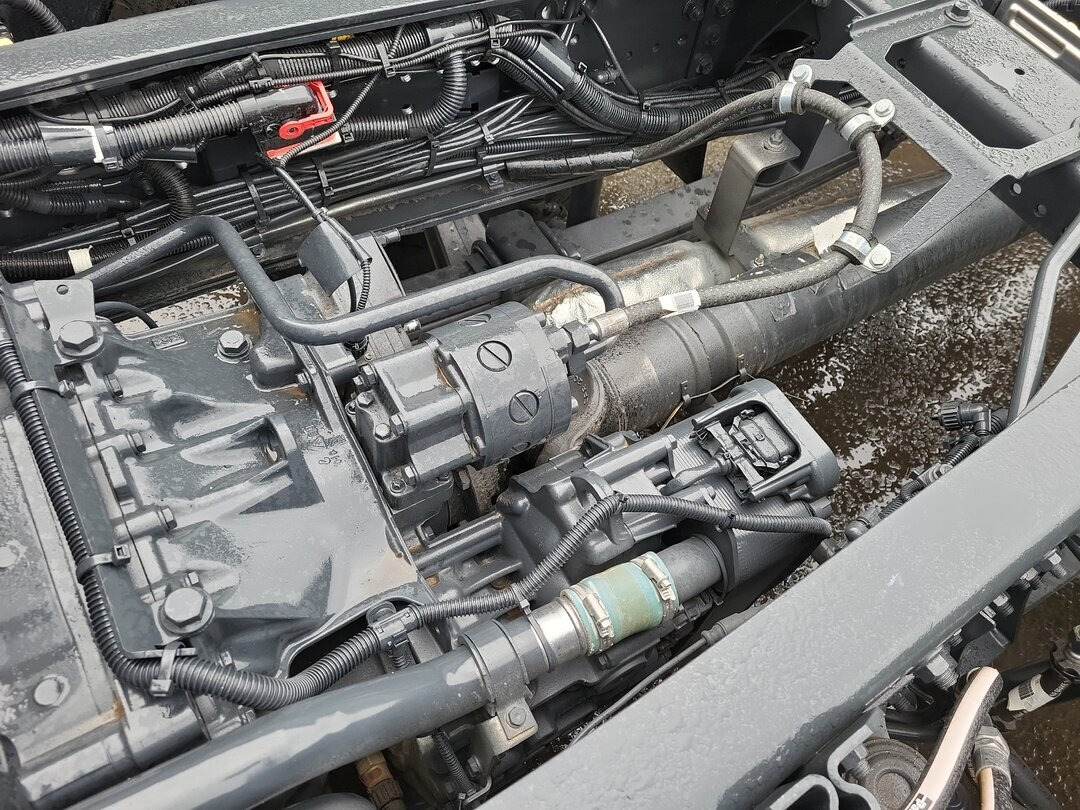 T-Way AT410T51 8x4 T-Way AT410T51 8x4, Retarder, 4x VORHANDEN! - Φορτηγό φόρτωσης γάντζου: φωτογραφία 5 T-Way AT410T51 8x4 T-Way AT410T51 8x4, Retarder, 4x VORHANDEN! - Φορτηγό φόρτωσης γάντζου: φωτογραφία 5