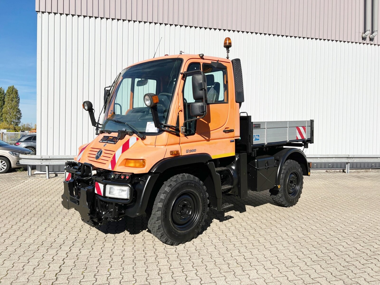 Unimog U 300 4x4 U 300 4x4, Kipper, Kommunalhydraulik, VarioPilot, Zapfwelle - Φορτηγό ανατρεπόμενο, Κοινοτικο όχημα/ Ειδικό όχημα: φωτογραφία 1 Unimog U 300 4x4 U 300 4x4, Kipper, Kommunalhydraulik, VarioPilot, Zapfwelle - Φορτηγό ανατρεπόμενο, Κοινοτικο όχημα/ Ειδικό όχημα: φωτογραφία 1